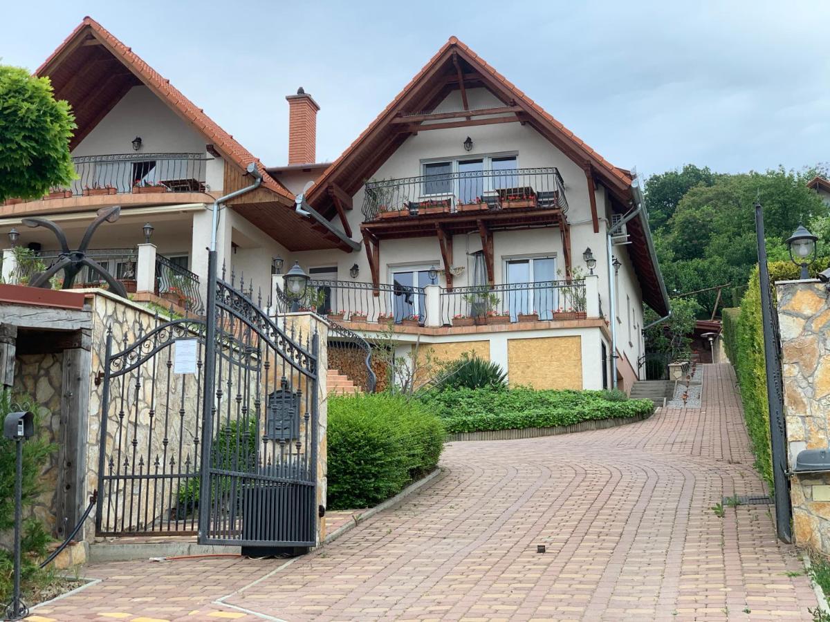 Holidaysport Haus Balatongyörök Exterior foto